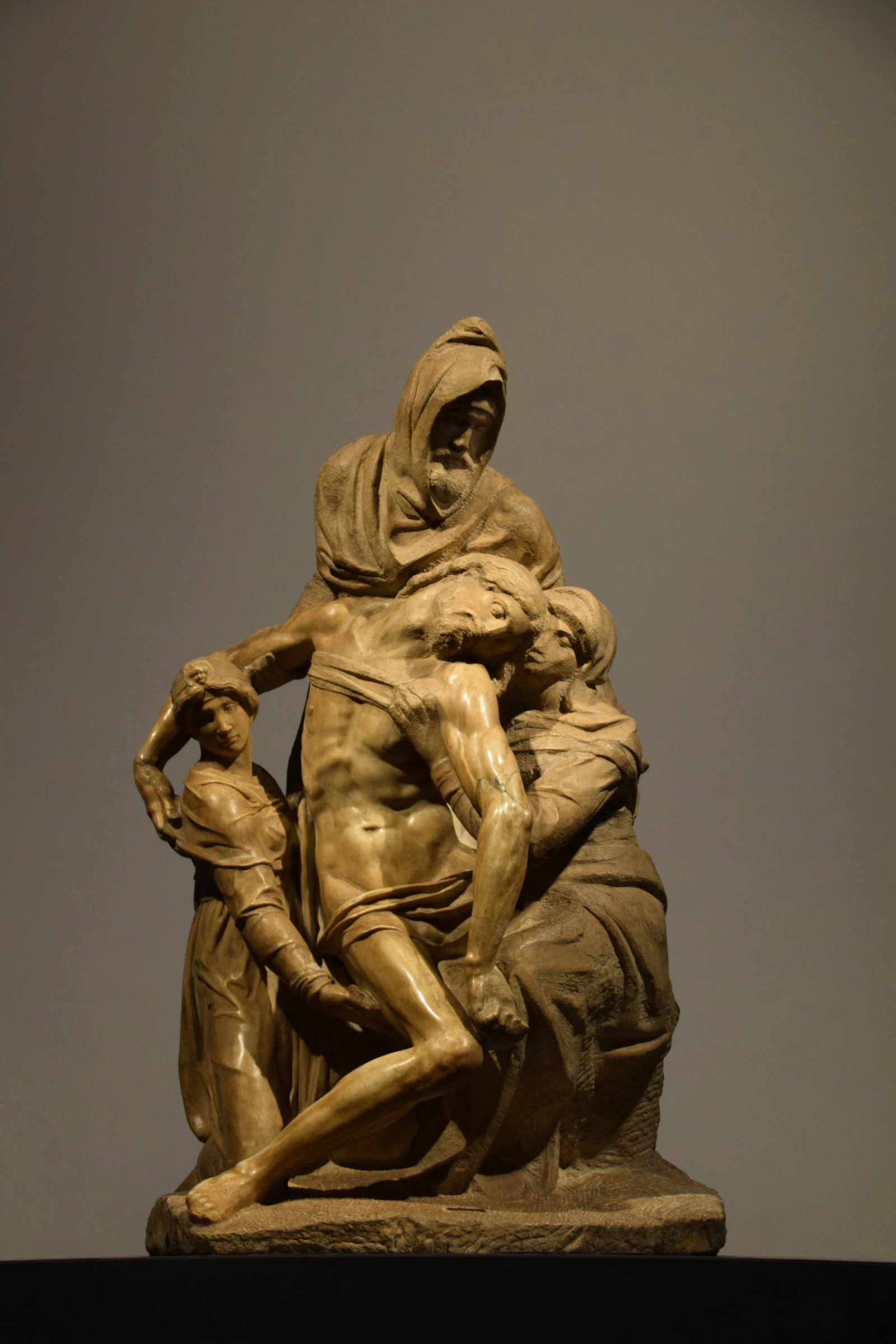 A Pietà Bandini, de Michelangelo. É uma obra tardia e muito mais áspera que a Pietà do Vaticano; o rosto de Nicodemos é 