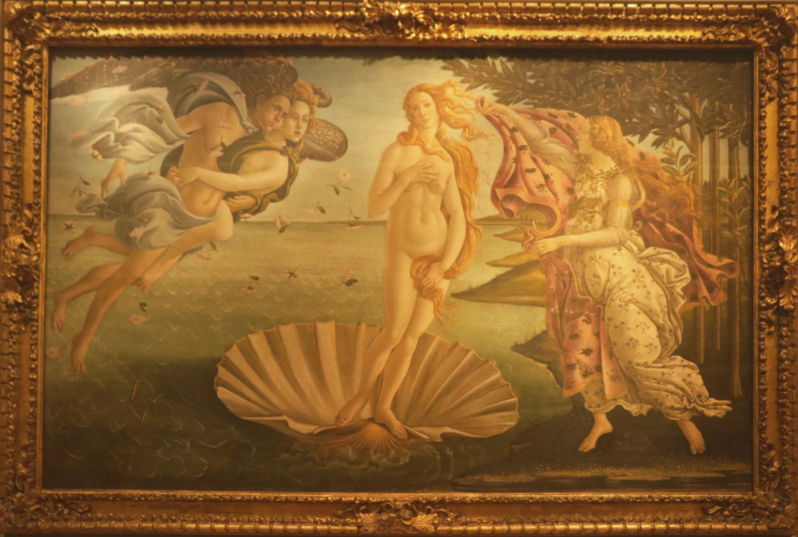 O Nascimento de Vênus, de Botticelli. É uma das obras que vocês reconhecerão instantaneamente; ao vivo, vale olhar menos